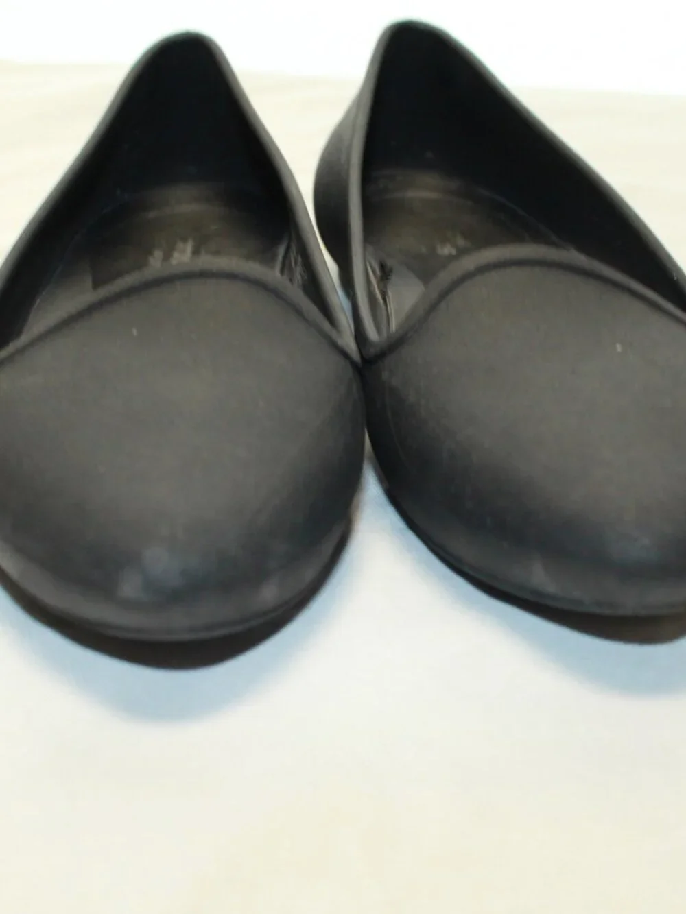 Crocs Iconic Comfort Size 6 Black Eve Ballet Flats Slip On Closed Back Shoes
